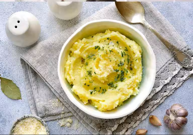پوره سیب زمینی برای نوزاد