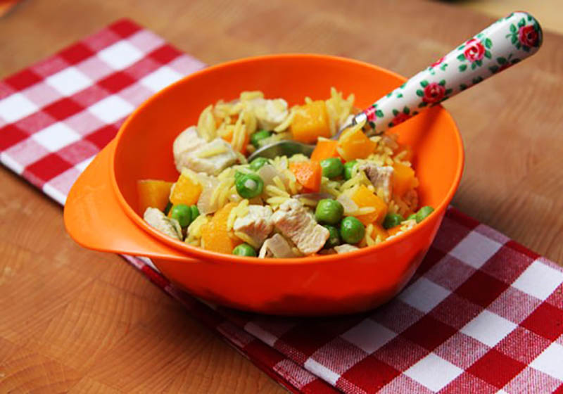 غذا مرغی برای نوزاد