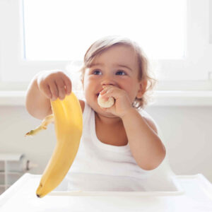 موز برای وزن‌گیری نوزاد + جدول ارزش غذایی